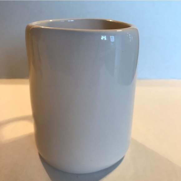 Rae Dunn Mug “HANGRY” - Picture 3 of 10